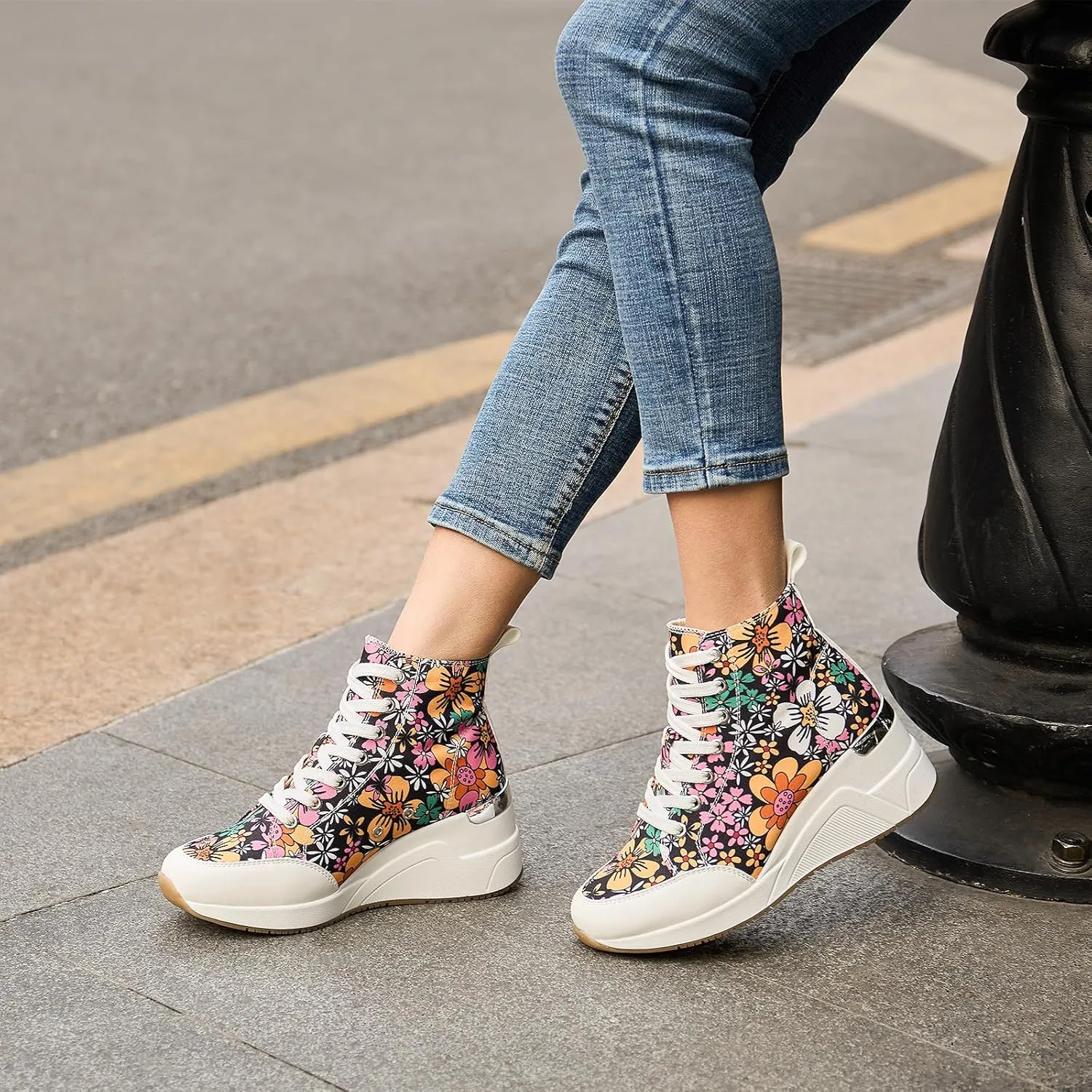 Cestfini Graffiti High Top Sneakers for Women Breathable White Black Platform Sneakers Lace up Womens Canvas Shoes