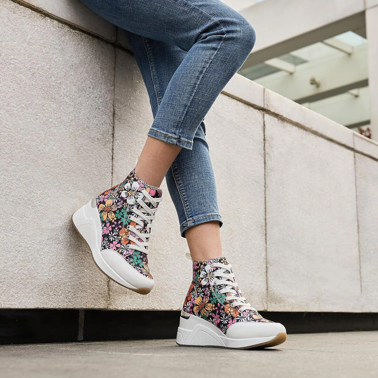 Cestfini Graffiti High Top Sneakers for Women Breathable White Black Platform Sneakers Lace up Womens Canvas Shoes