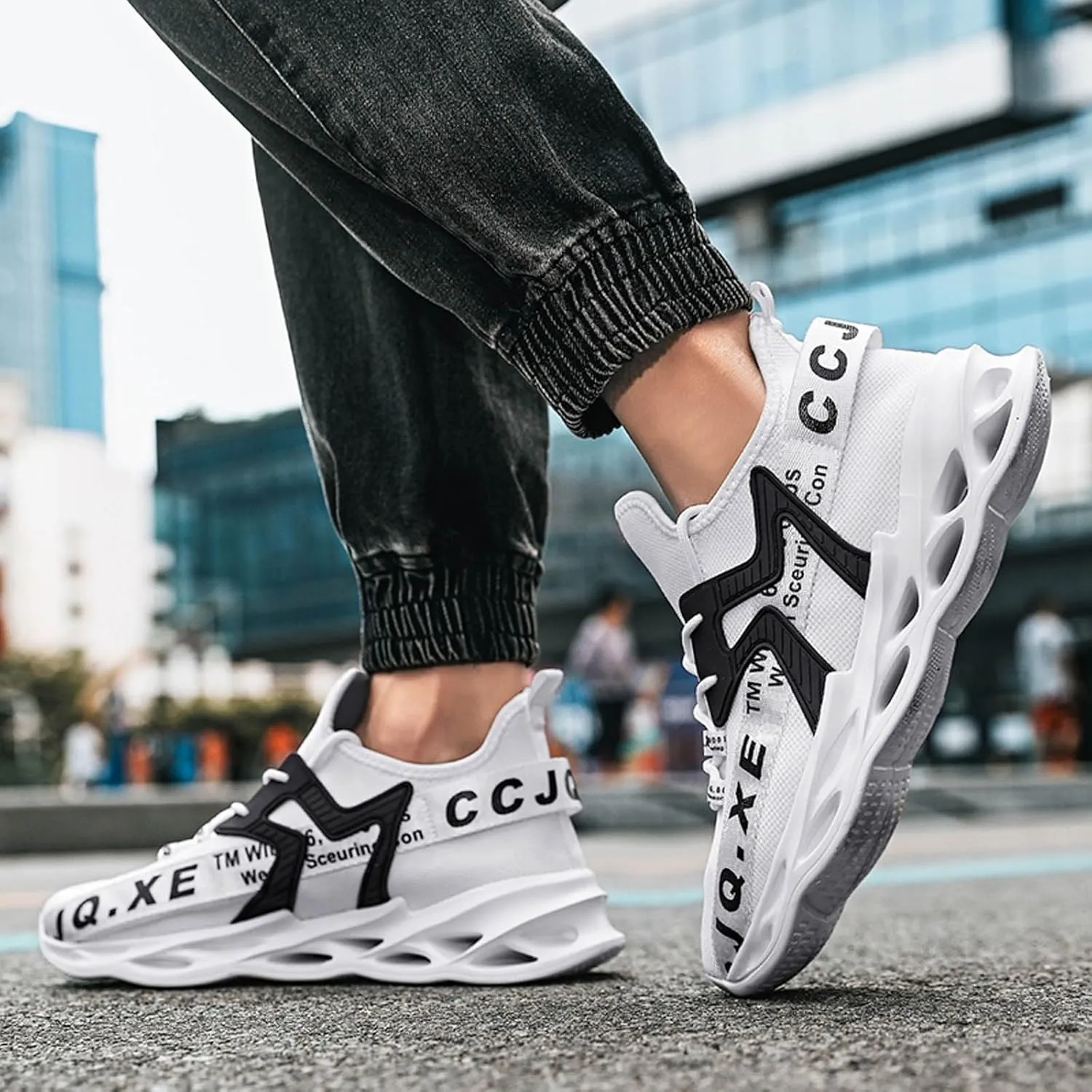 Couples Fashion Solid Color Mesh Shoes for Men and Women Breathable Comfortable Running Shoes Mens Shoes 574 V2 Sneaker