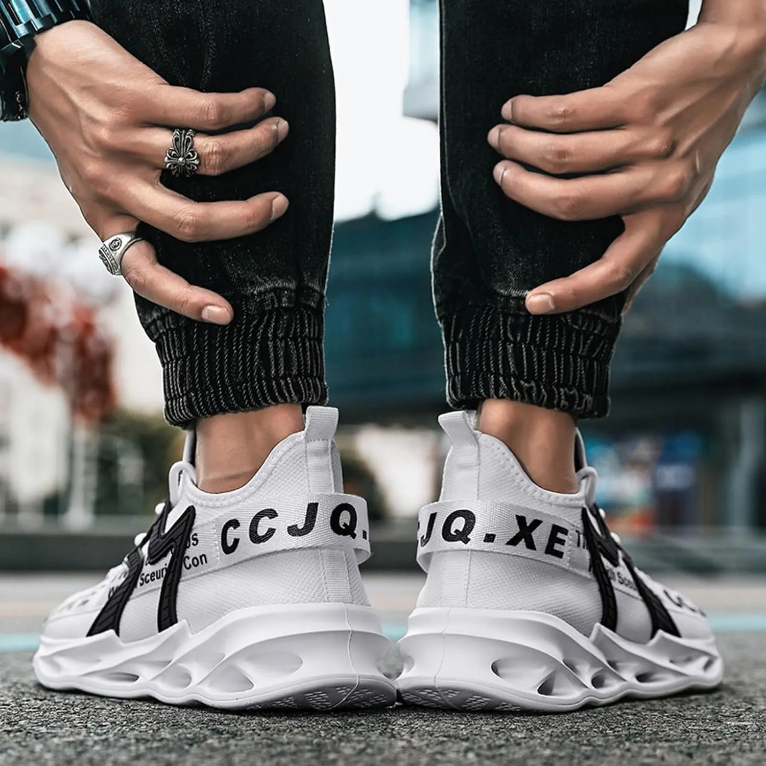 Couples Fashion Solid Color Mesh Shoes for Men and Women Breathable Comfortable Running Shoes Mens Shoes 574 V2 Sneaker