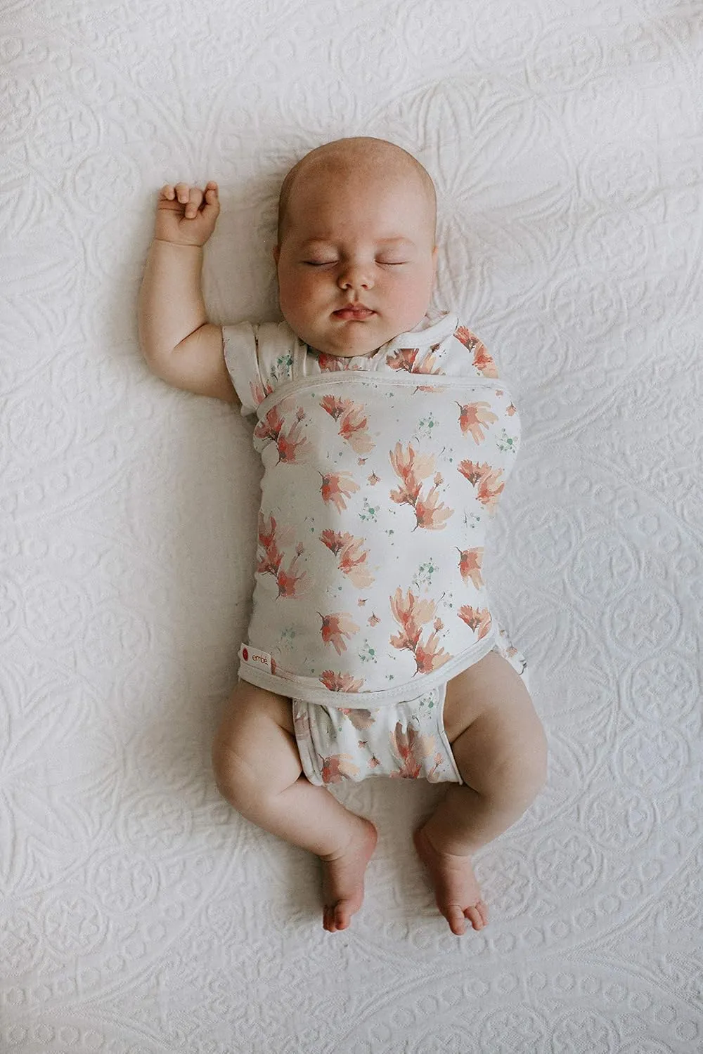 embé 2-Way Transition Swaddle, 12-18 lbs, Arms & Legs In Or Out, Warm Up & Cool Down 100% Cotton, 3-6 Months