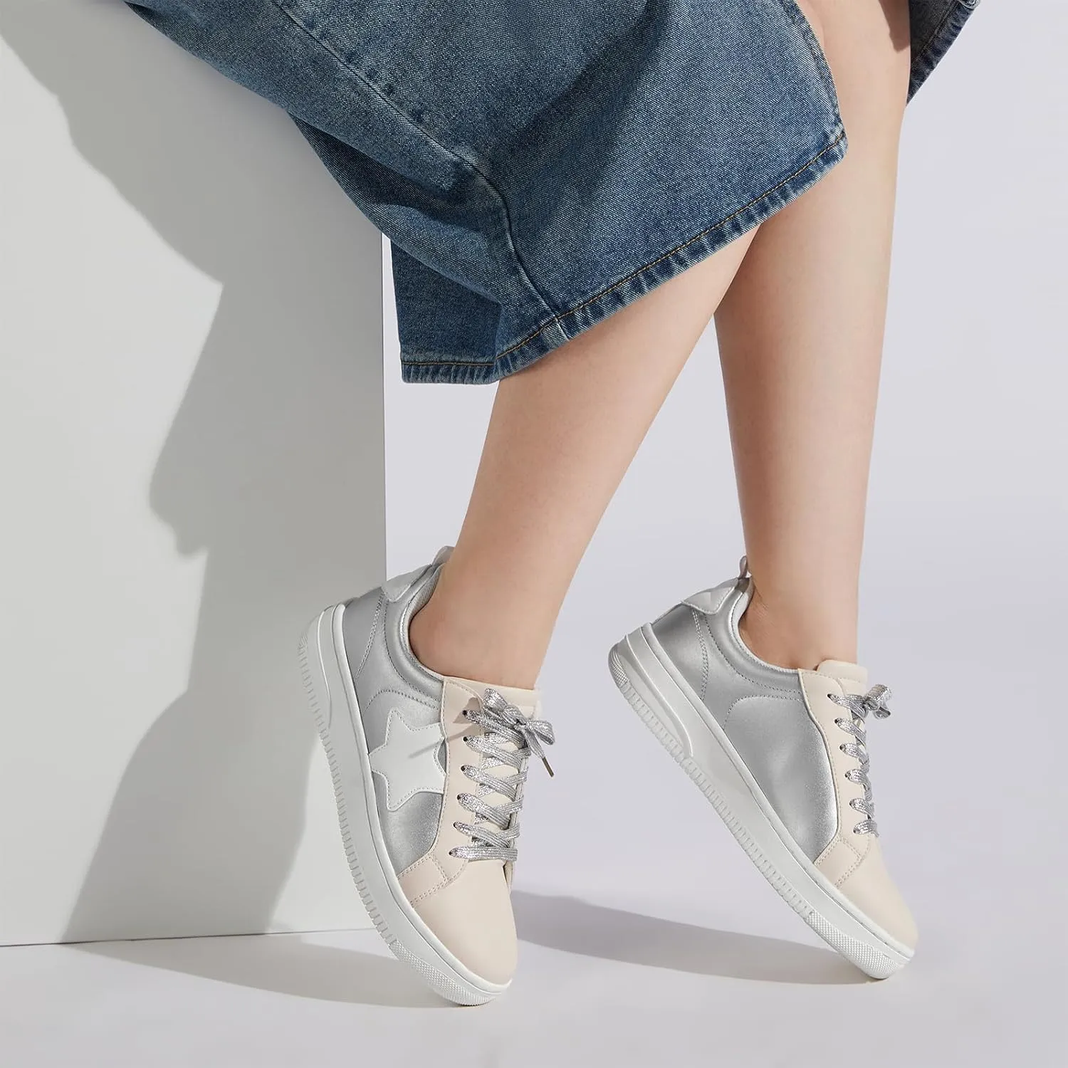 HEEZ Womens Platform Sneakers Fashion Star Tennis Shoes Lace Up Glitter Comfortable Walking Shoes