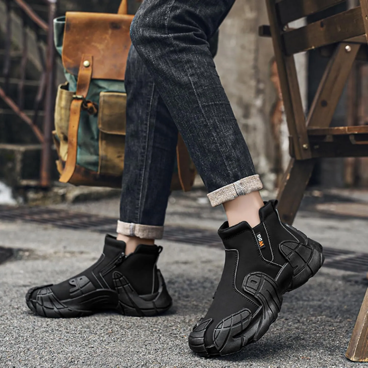 High Top Mens Hiking Shoes Casual Shoes Sneakers Sneakers Non-Slip Outdoor Soles Hiking Shoes Snow Boots