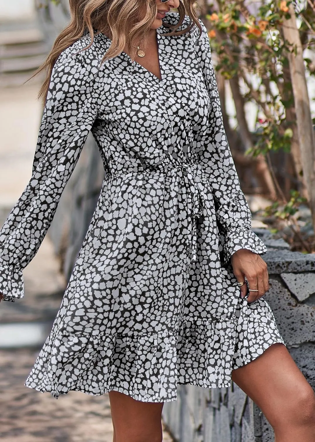 KIRUNDO Women Casual Summer Fall Dresses Long Sleeve Floral Wrap V Neck High Waist Ruffle Tiered A Line Flowy Mini Dress