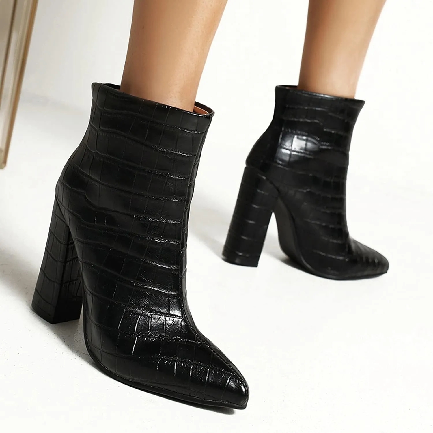 LEHOOR Women Chunky Heel Ankle Boots Pull On Pointed Toe Booties Sexy Stone Pattern Short Boots 4” High Block Heel Matte Leather Dress Booties Closed Toe Wild Elegant Party Club 4-11 M US
