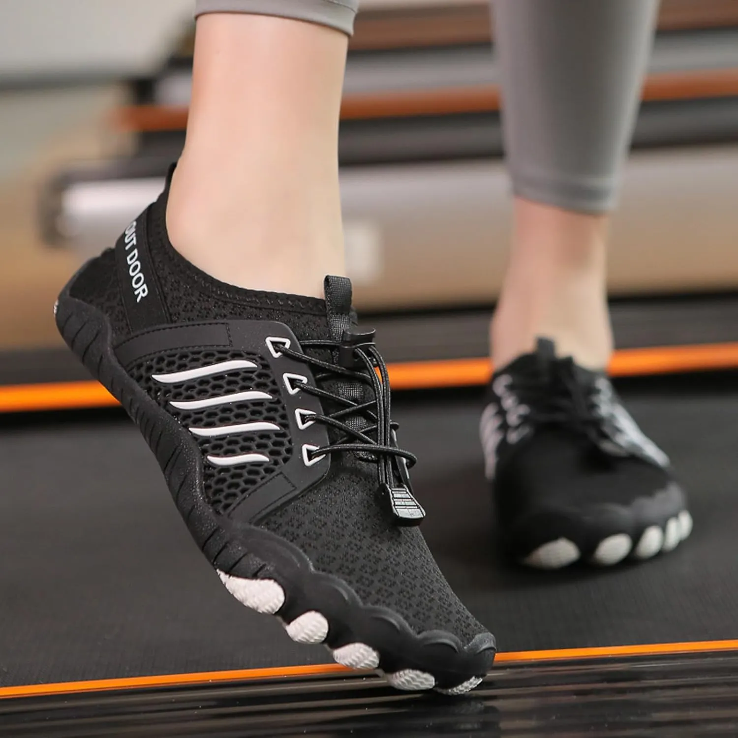 Men Sports Shoes Fashionable New Pattern Color Matching Couple Style Flat Bottomed Quick Sneaker Shoes for Men Workout