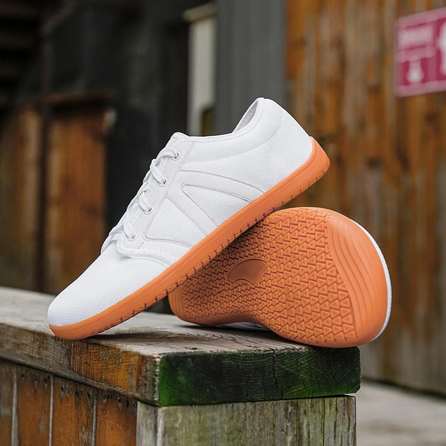 Men's Stylish Lightweight Sneakers Comfortable Breathable Lightweight Tennis Shoe Soft Flat Soled Elderly Shoes