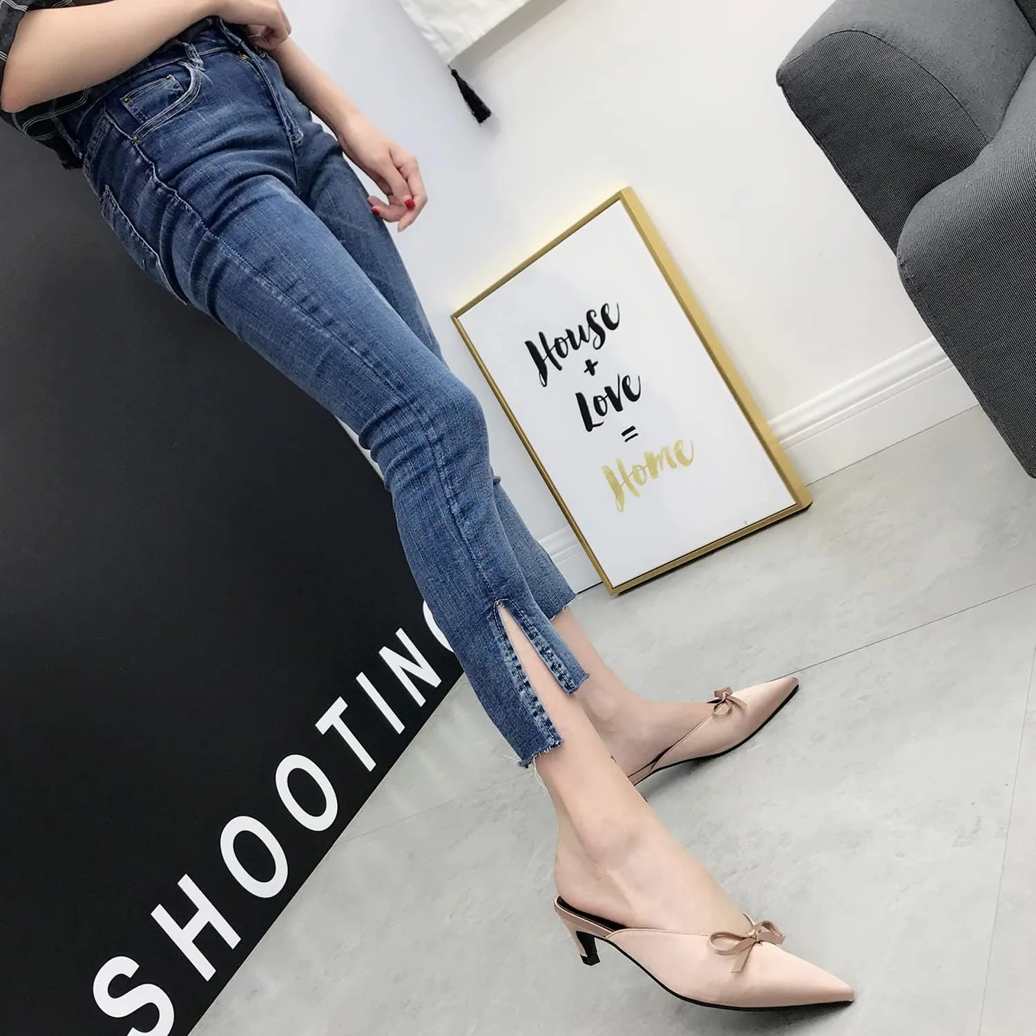 MOOMMO Women Satin Kitten Heel Mules Sandals Pointed Toe Slip On Bowtie Slide Sandal 1.5 Inch Low Heels Backless Loafer Shoes for Office Ladies Dressy Casual Summer Comfort Heeled Slipper 5-13 M US