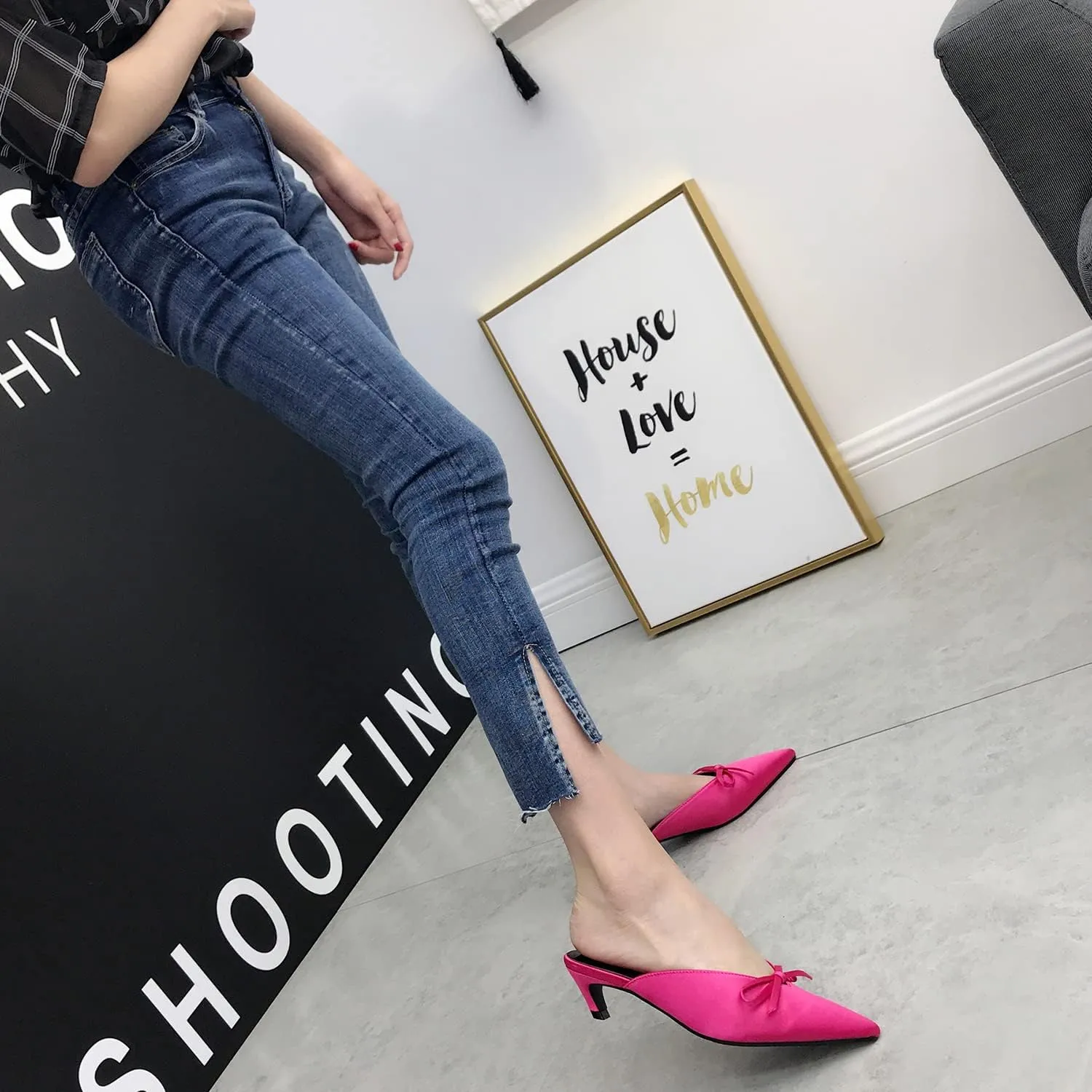 MOOMMO Women Satin Kitten Heel Mules Sandals Pointed Toe Slip On Bowtie Slide Sandal 1.5 Inch Low Heels Backless Loafer Shoes for Office Ladies Dressy Casual Summer Comfort Heeled Slipper 5-13 M US