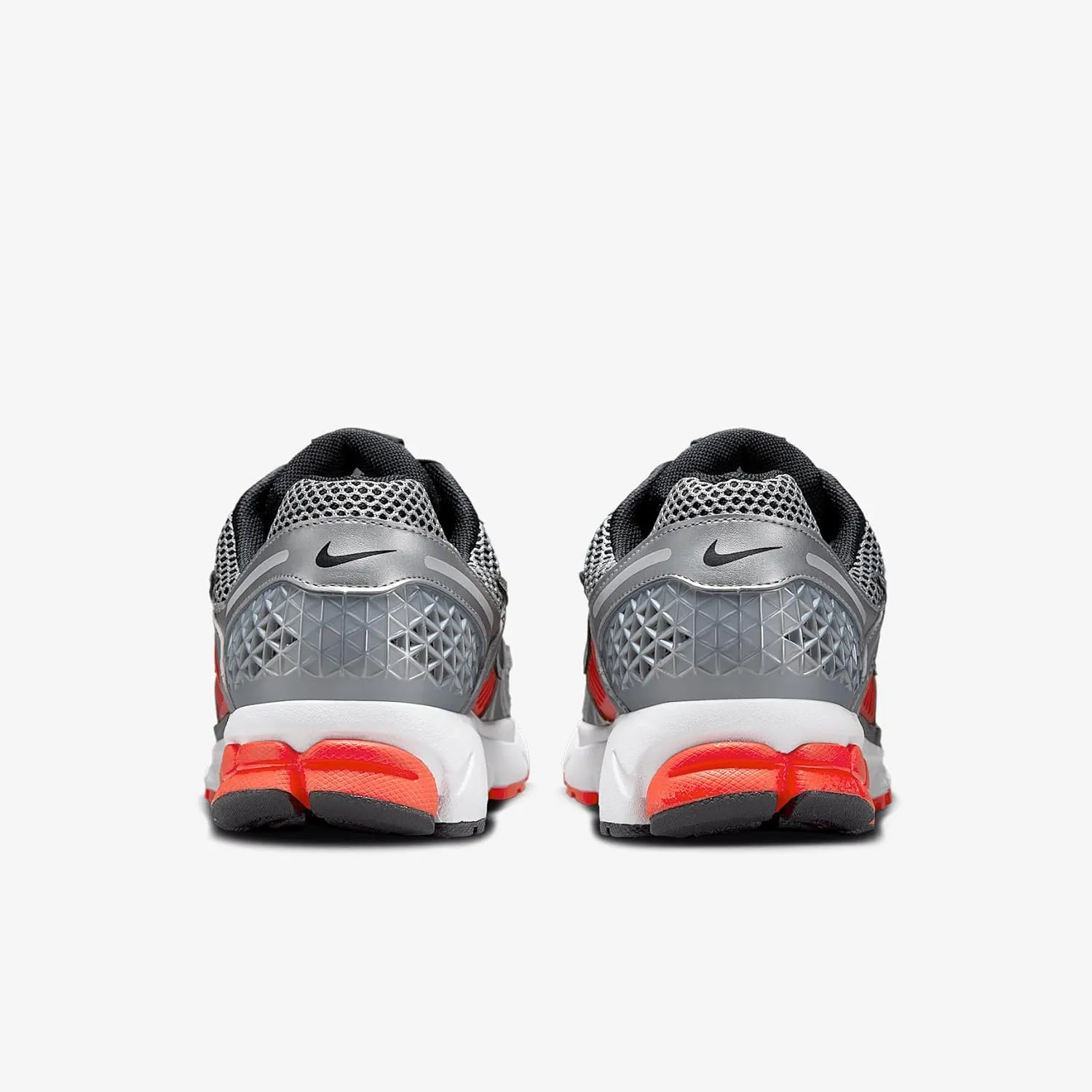 Nike Zoom Vomero 5 Men's Shoes (FJ4151-005, Metallic Silver/Flat Silver/Light Crimson/Black)