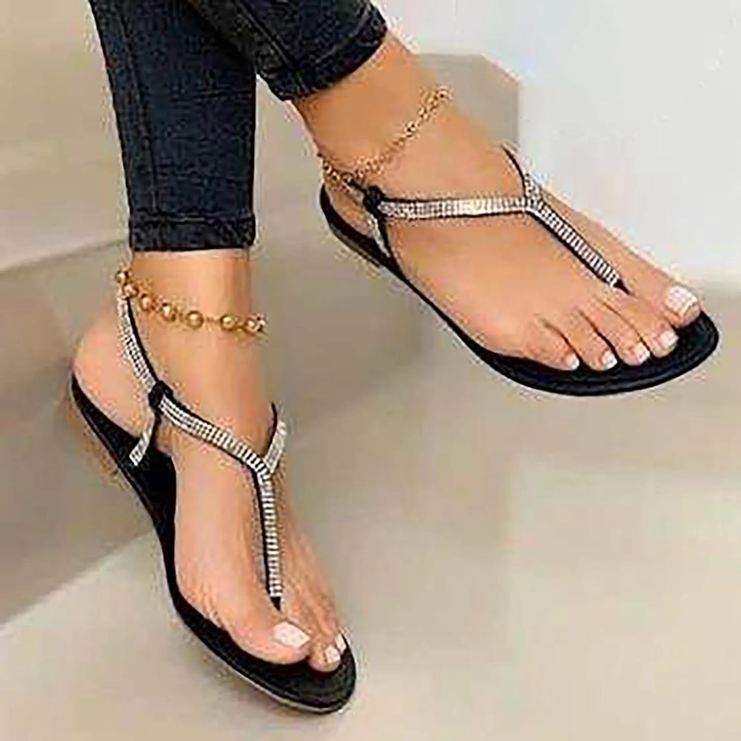 oiangi Womens Rhinestone Thong Flip Flops Flats Sandals Summer Fashion Casual Straps Hollow Clip Toe Open Toe Slipper Lightweight Comfy Beach Shoes