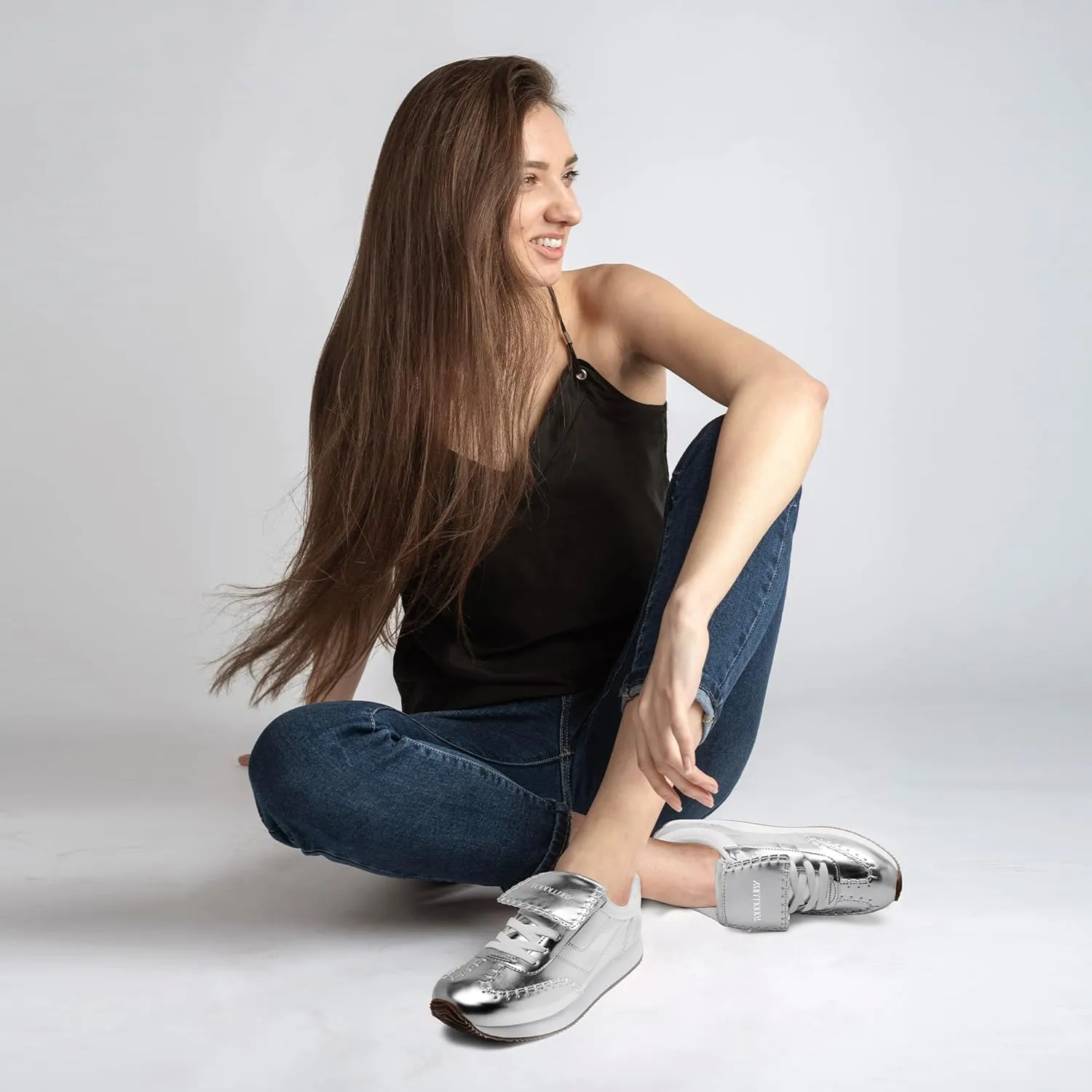 Retro Classic Women's Fashion Sneakers with Memory Foam Insole Stylish & Comfortable Lightweight Leather Fashion Shoes for Women 2025