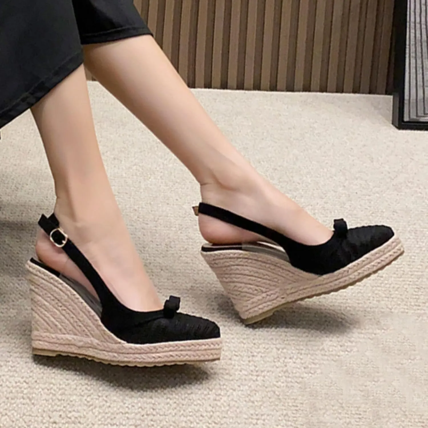 Roorsily Women's Vacation Wedges Sandals 2025 Summer Thick Sole Straw Woven Sandals Espadrilles Close Toe Casual Sandals