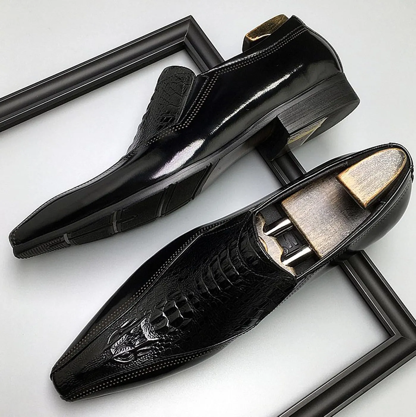 Santimon Mens Leather Slip-On Loafers | Pointed Toe Crocodile Texture Business Casual Dress Shoes| Breathable Comfort Office Penny Loafers