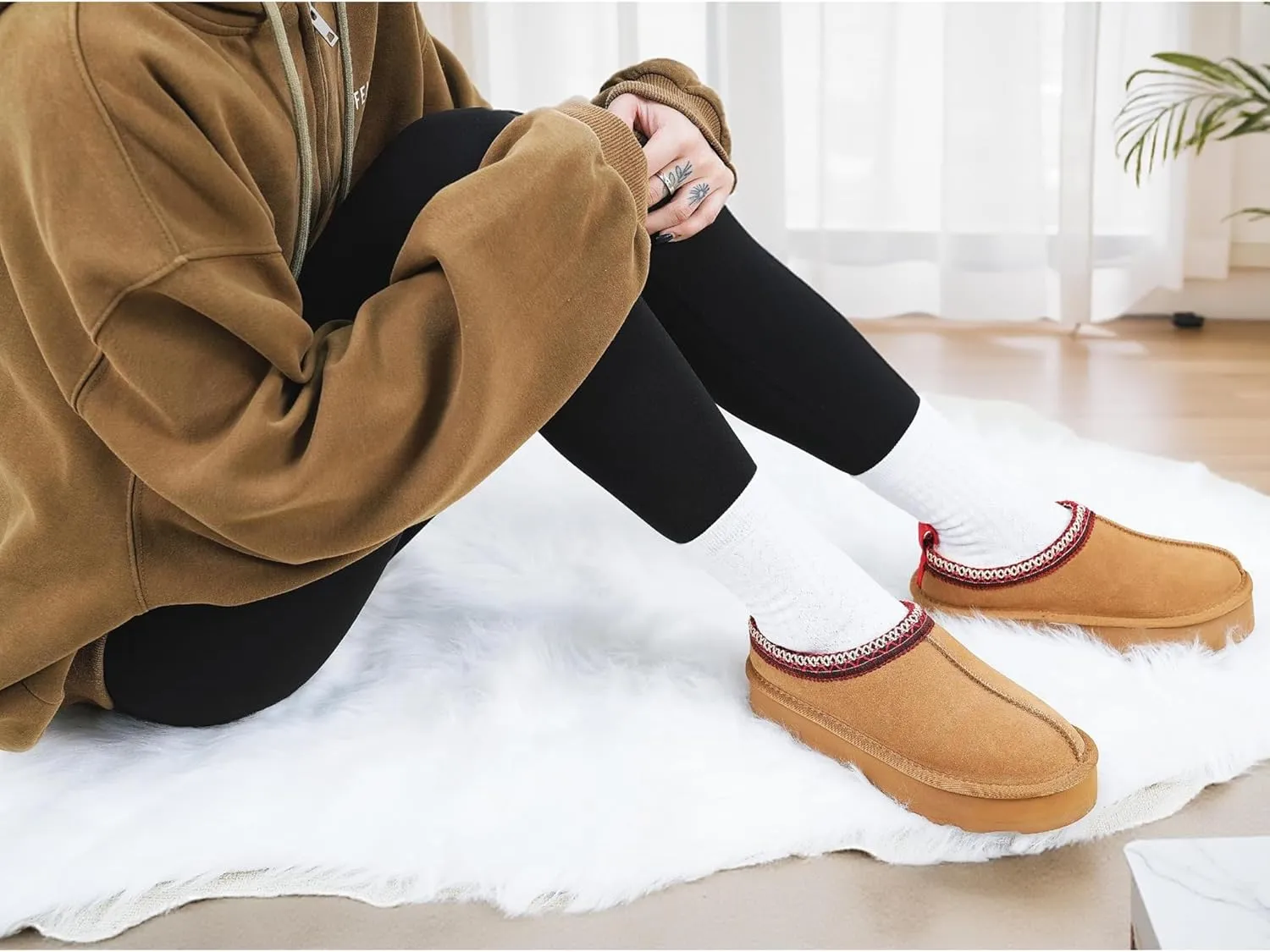 SMajong Women Platform Slippers Mini Snow Boots Thickened Flat Boot Fur Lined Shoes Home Slipper Winter Casual Shoes