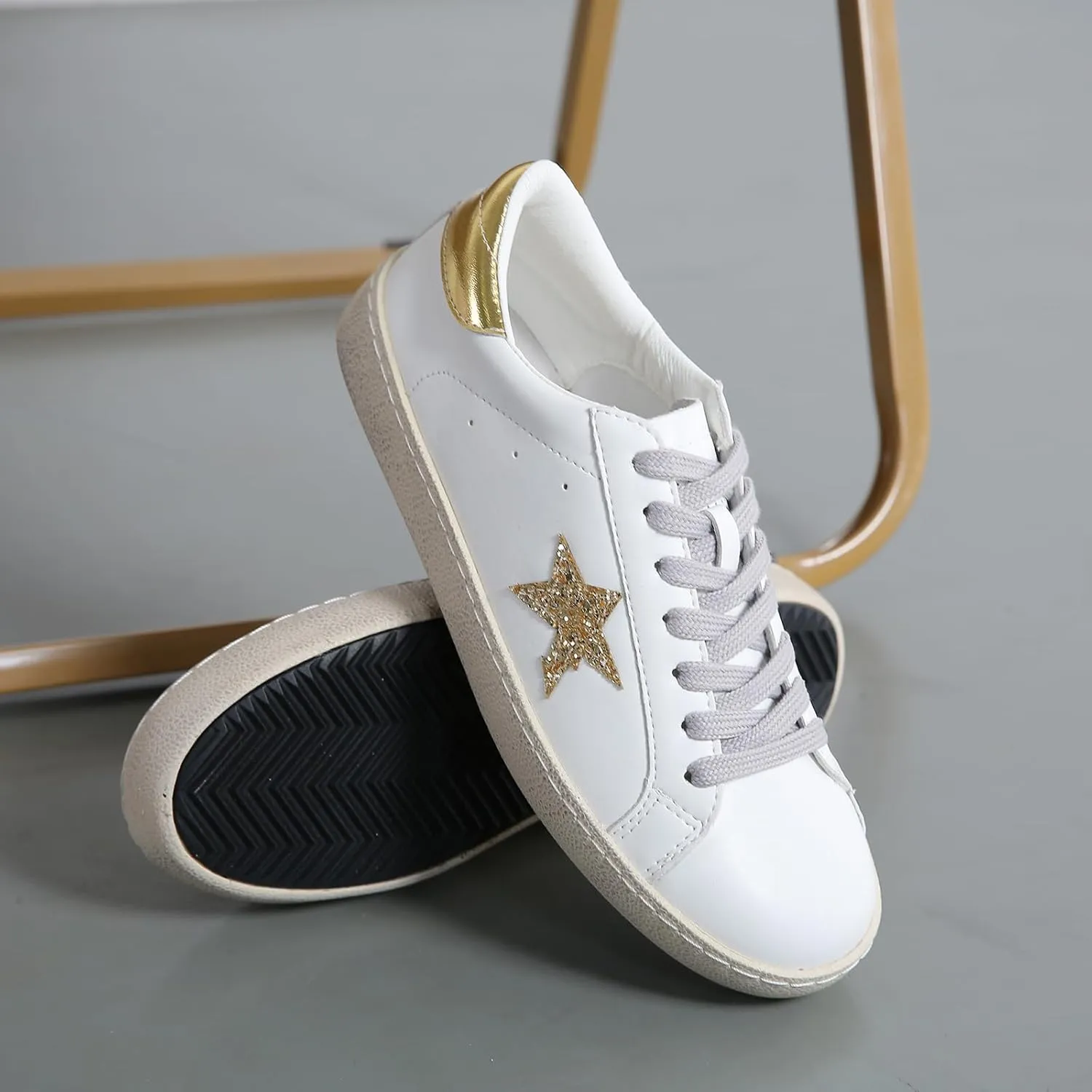 Sneakers for Women - Fashion Bling Star Sequins Sneaker - Cushioned Low Top Platform, Rubber Sole Leather Upper Lace Up Walking Shoes - Casual Comfortable Running Sports Shoes