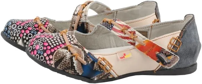 TMA EYES Stylish Color-Block Flat Sandals with Random Prints and Buckle