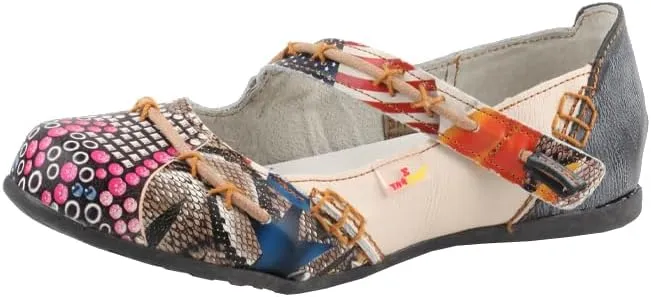 TMA EYES Stylish Color-Block Flat Sandals with Random Prints and Buckle