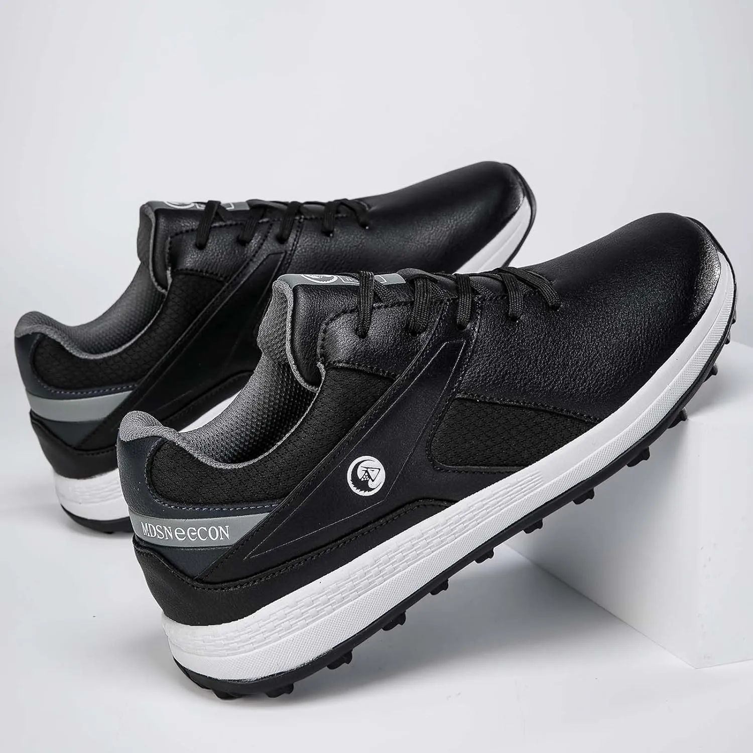 Waterproof Golf Shoes for Mens Lightweight Outdoor Comfortable Golf Training Spikeless Non-Slip Sneakers