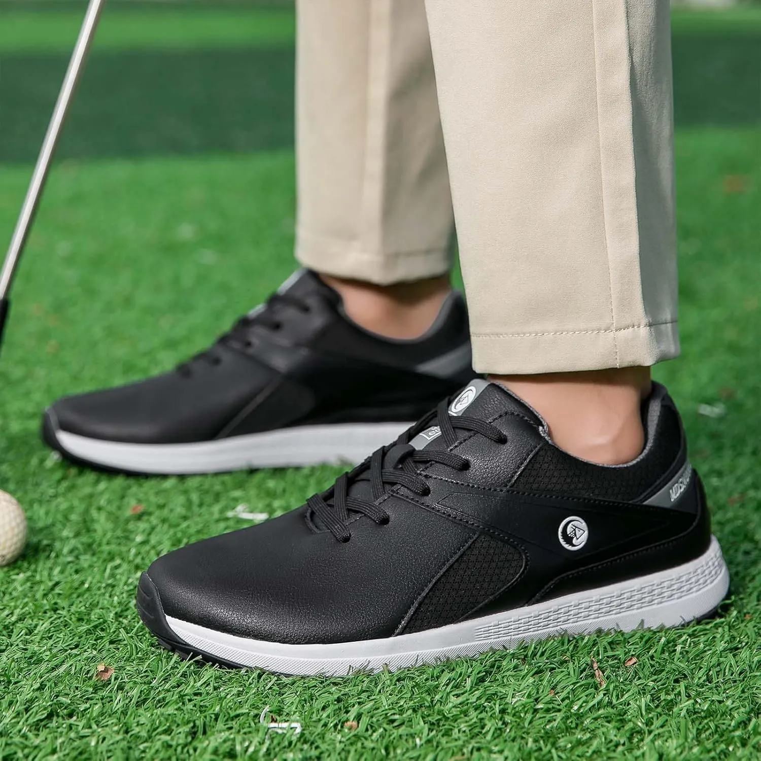 Waterproof Golf Shoes for Mens Lightweight Outdoor Comfortable Golf Training Spikeless Non-Slip Sneakers