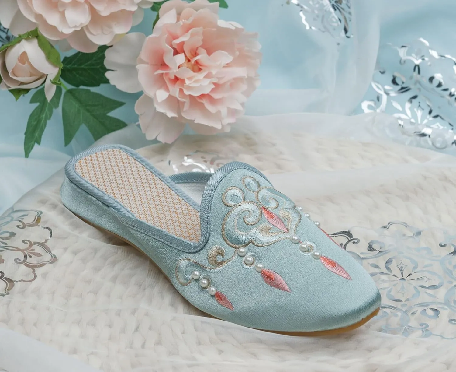 WENJIAZHIZHI Embroidered Slides Backless Loafers Pearls Mules Clogs Flats Sandals for Womens Dressy Summer Shoes Slip On
