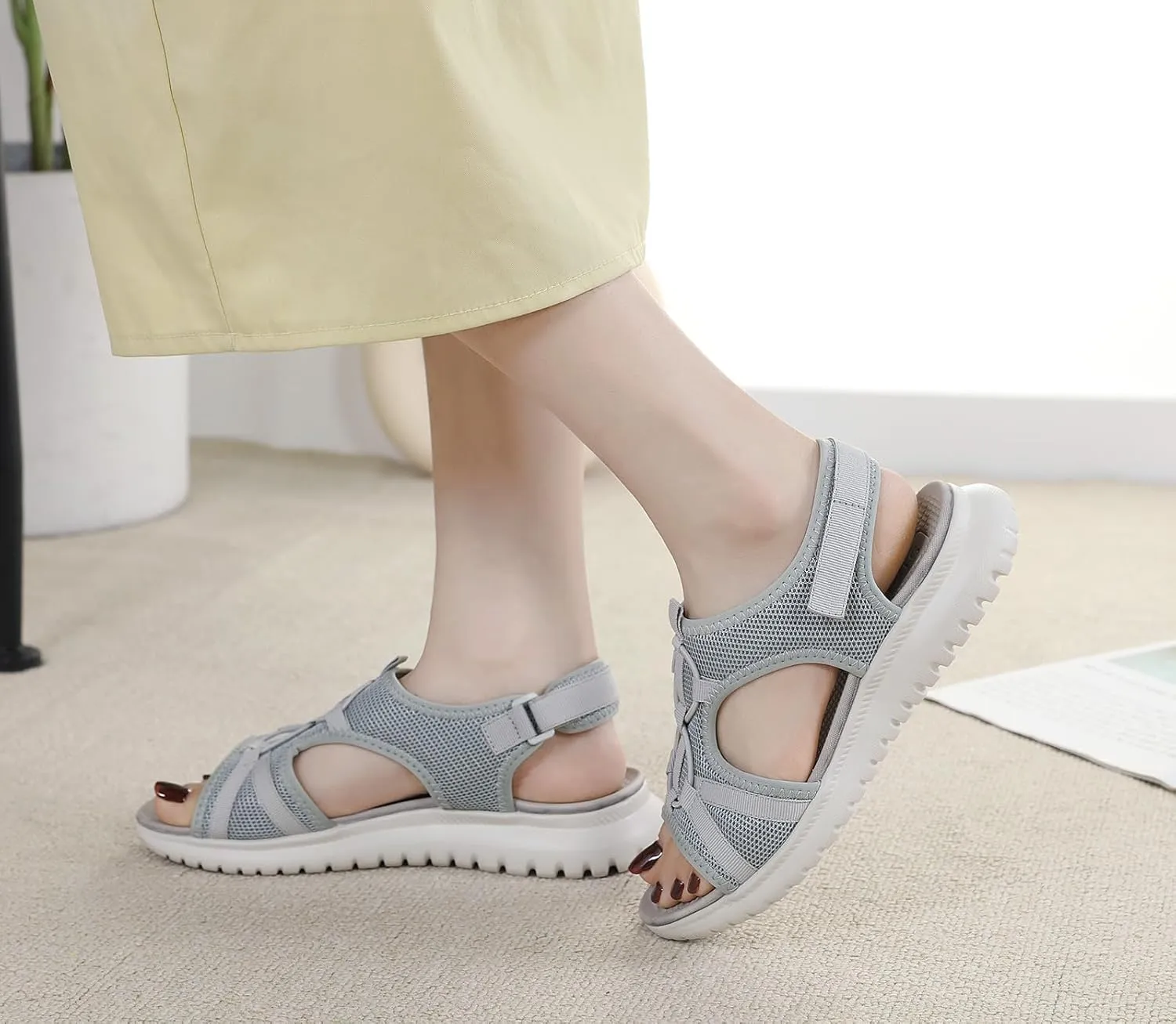 Womens Comfort Sport Walking Sandals LightWeight Outdoor Hiking Sandals Summer Fashion Beach Shoes Slippers