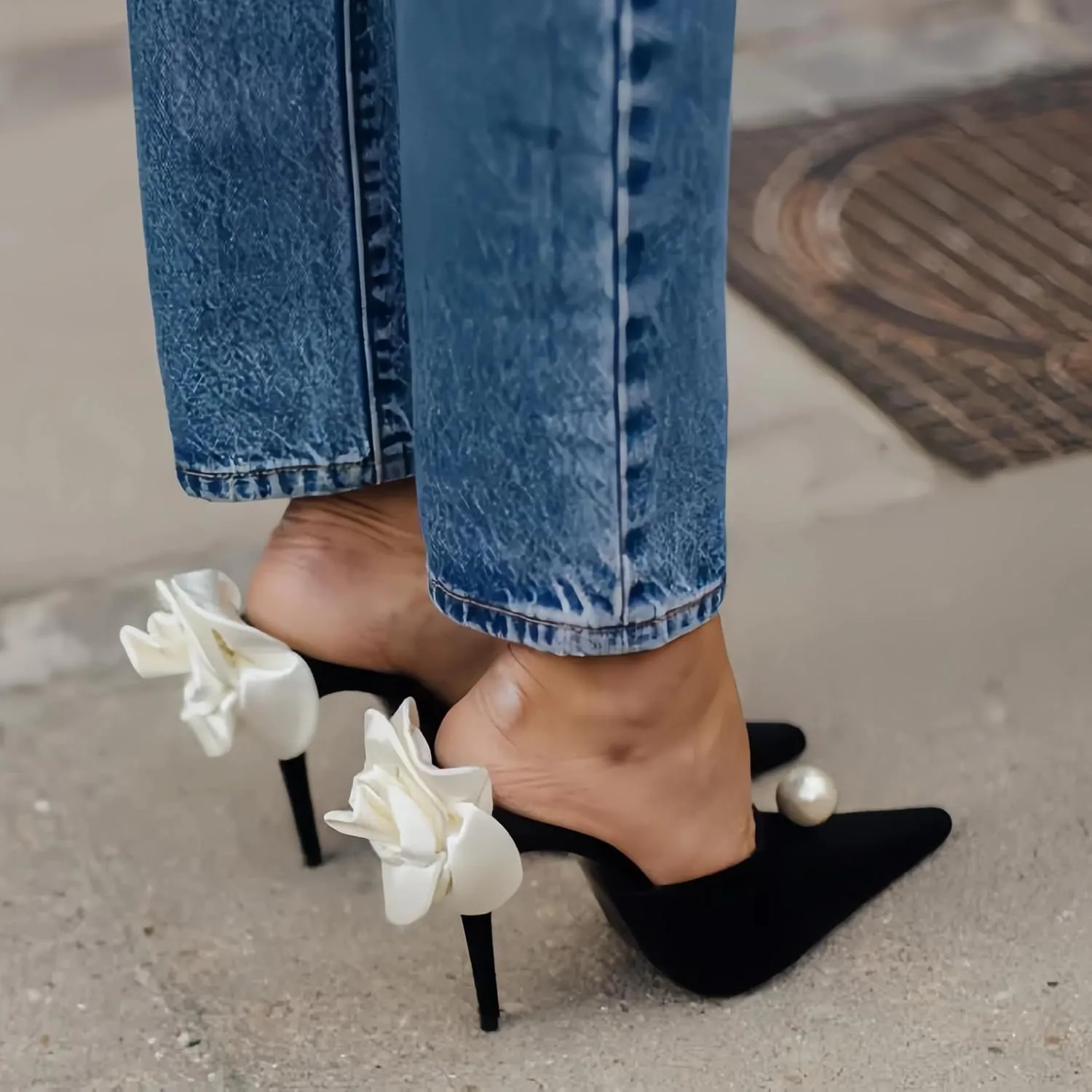 Womens Pearl Pointy Stiletto Heels Satin Flower Slip On Mules Pumps Banquet Dress Backless Heeled Sandals